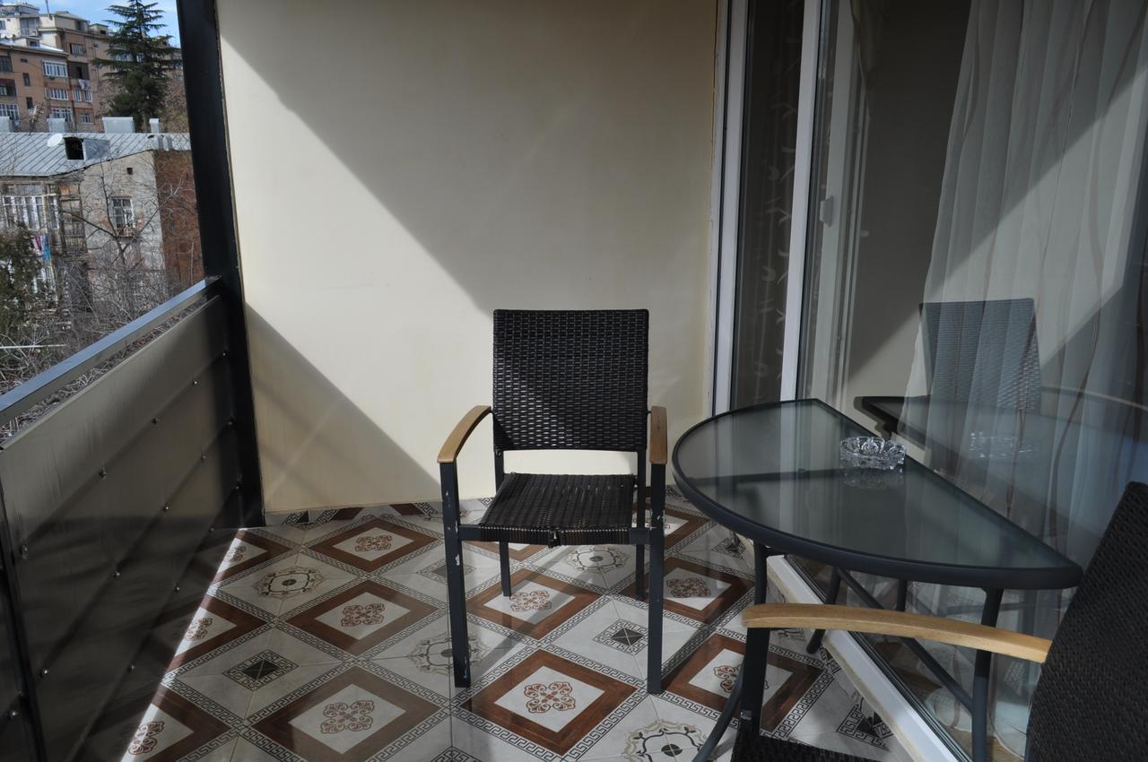 Hotel Your Comfort Τυφλίδα Εξωτερικό φωτογραφία