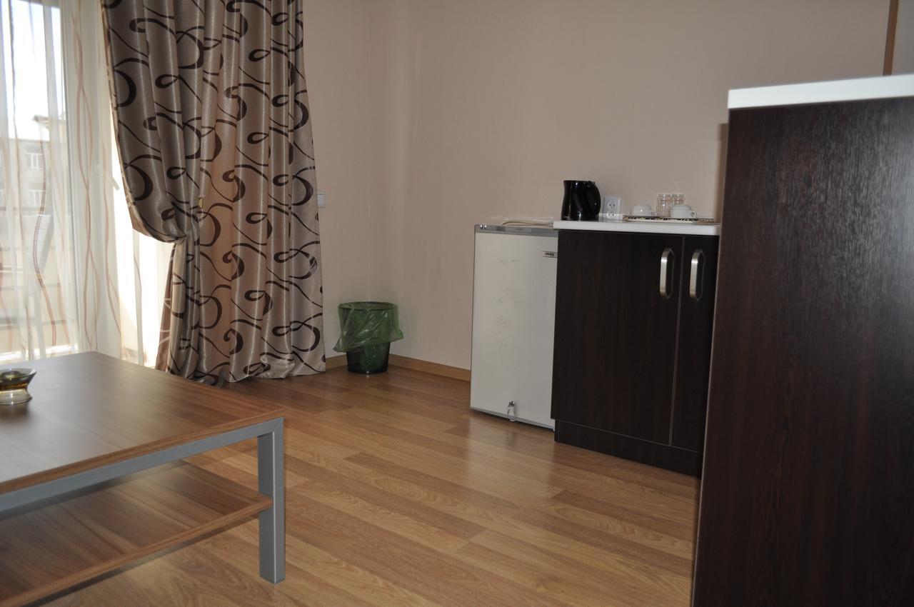 Hotel Your Comfort Τυφλίδα Εξωτερικό φωτογραφία